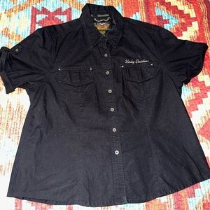 Harley-Davidson shirt